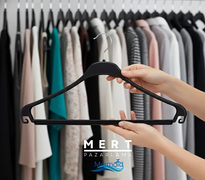 Çengelli Plastik Sticker Elbise Askısı - Görsel 2